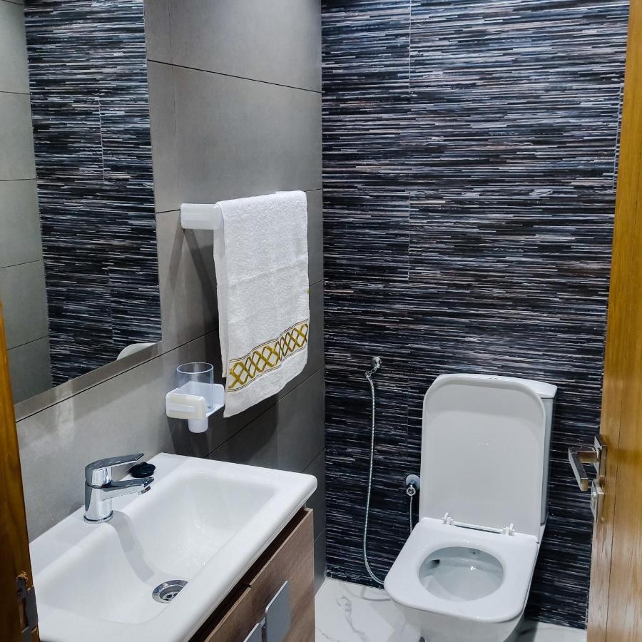 Super Apartement Totalement Neuf A Cote De Marjane Avec La Climatisation Et Wifi Tânger Exterior foto