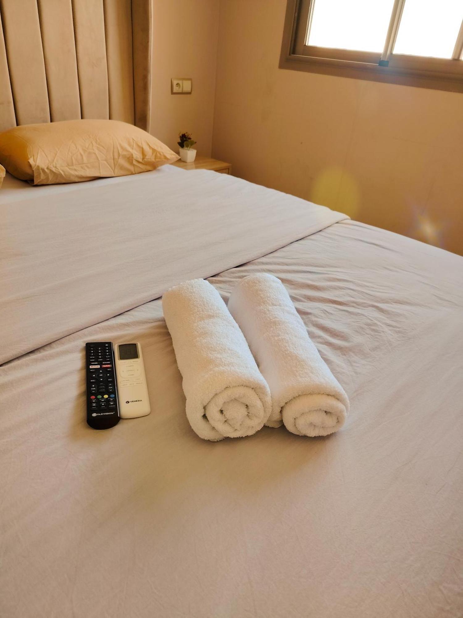 Super Apartement Totalement Neuf A Cote De Marjane Avec La Climatisation Et Wifi Tânger Exterior foto